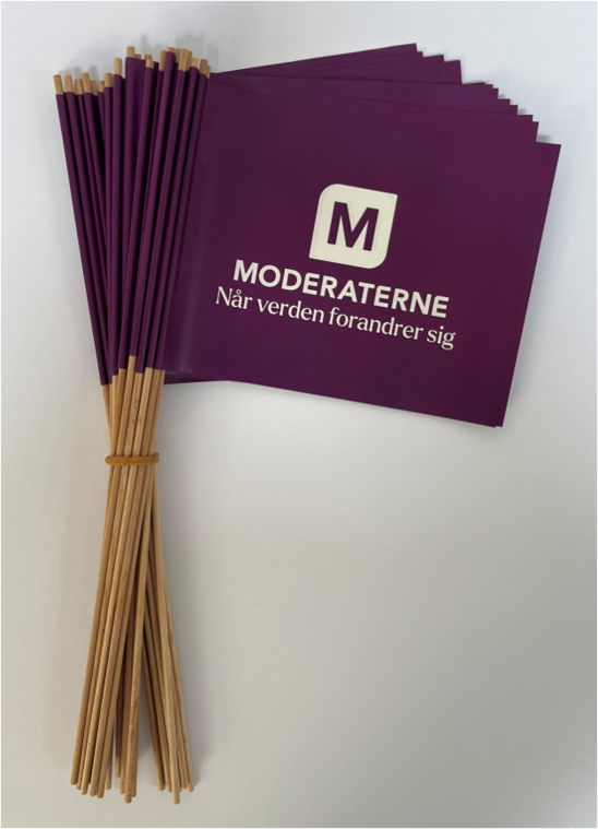Flag p&aring; tr&aelig;pind